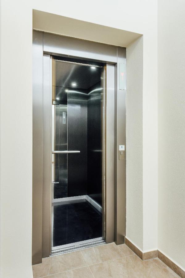 Apartmanovy Dom Grand - Contactless Check In Trencianske Teplice Luaran gambar